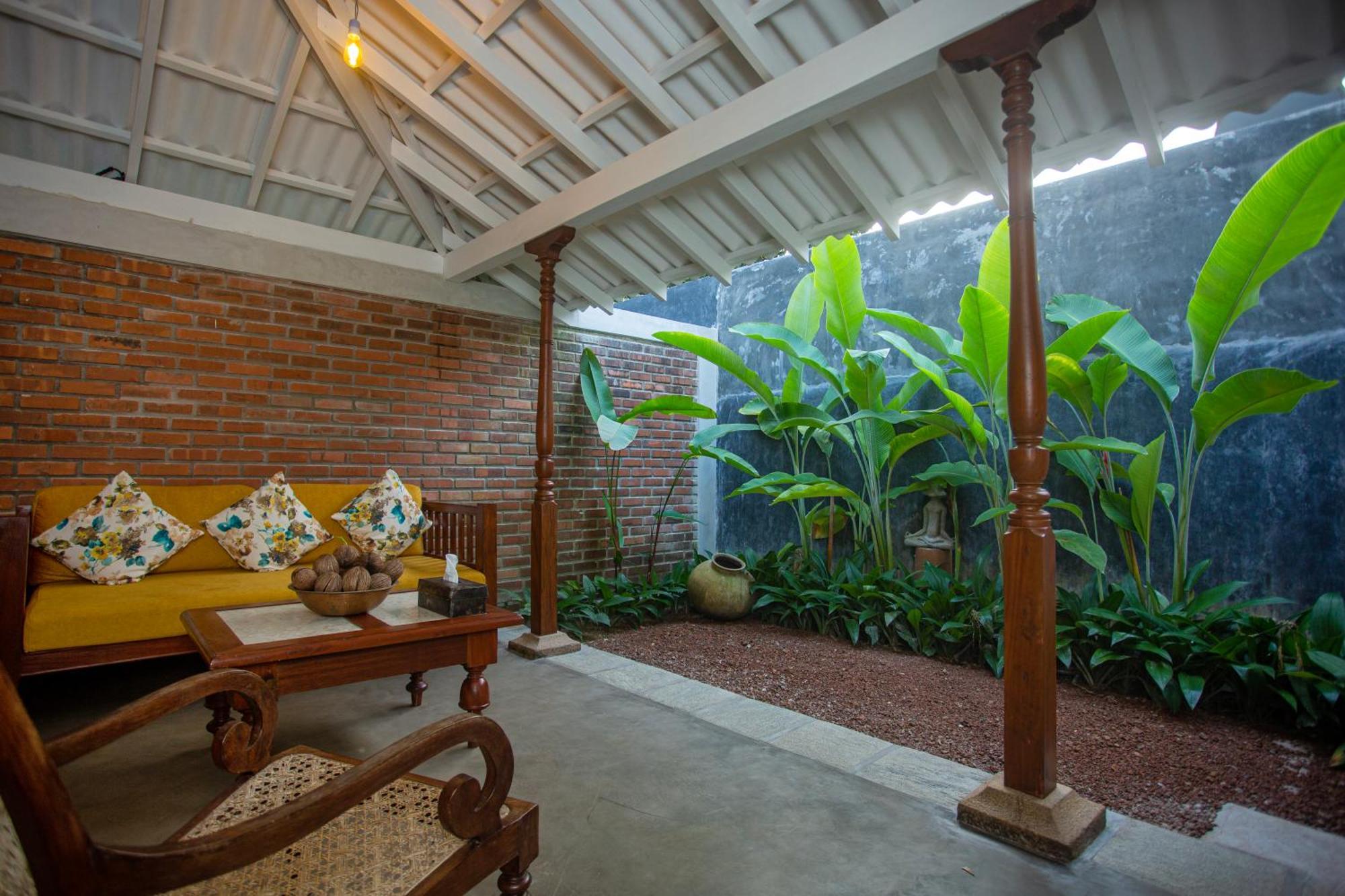 Dhyana Villa Ambalangoda  Exterior photo